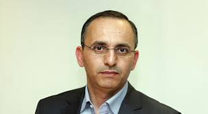 الكاتب فهد الخيطان