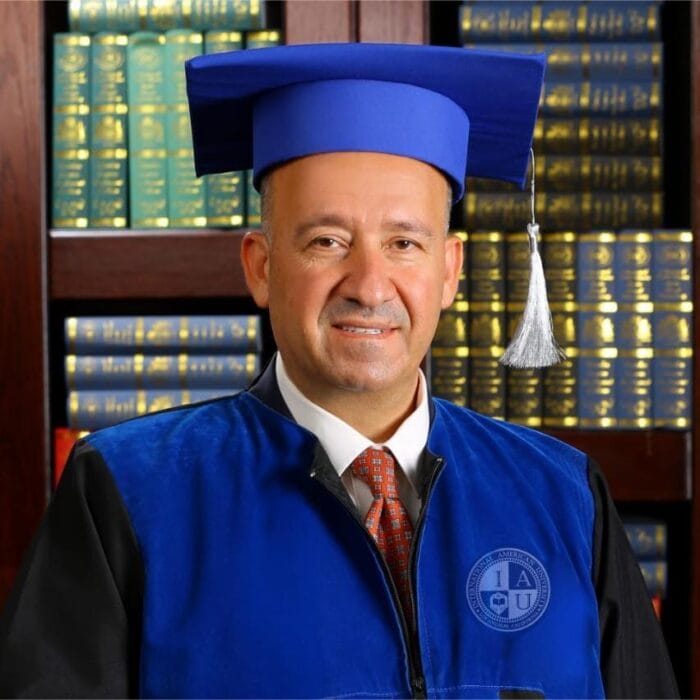 الدكتور ناصر إبراهيم خريسات.. مسيرة نجاح تُتوَّج بالدكتوراه في إدارة الأعمال