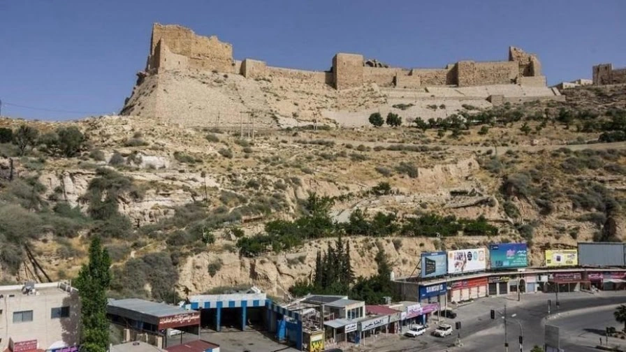 قلعة الكرك في أمان.. الحكومة تتعهد بحماية السور من الانهيار قبل نهاية العام