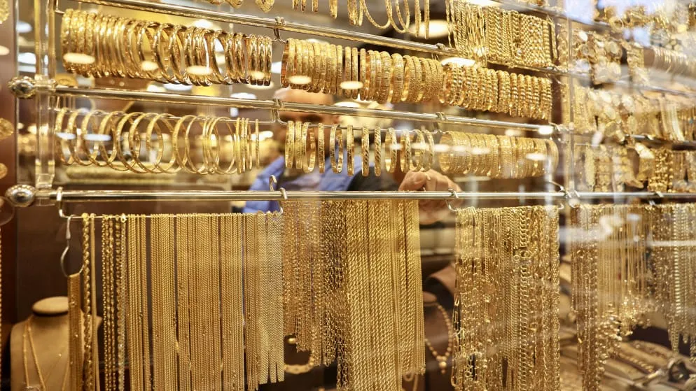 استقرار أسعار الذهب محلياً.. عيار 21 عند 93.2 ديناراً