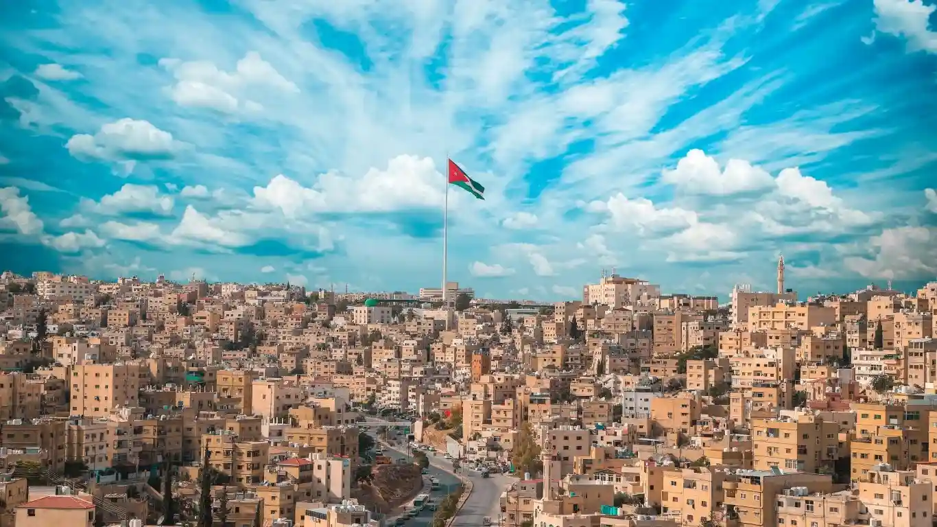 انخفاض يتبعه ارتفاع.. تفاصيل الطقس في الأردن حتى الجمعة