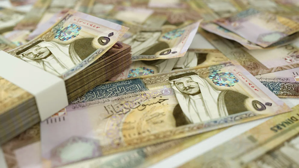 بعد رفع الفائدة.. جمعية البنوك تحسم مصير أقساط قروض الأفراد