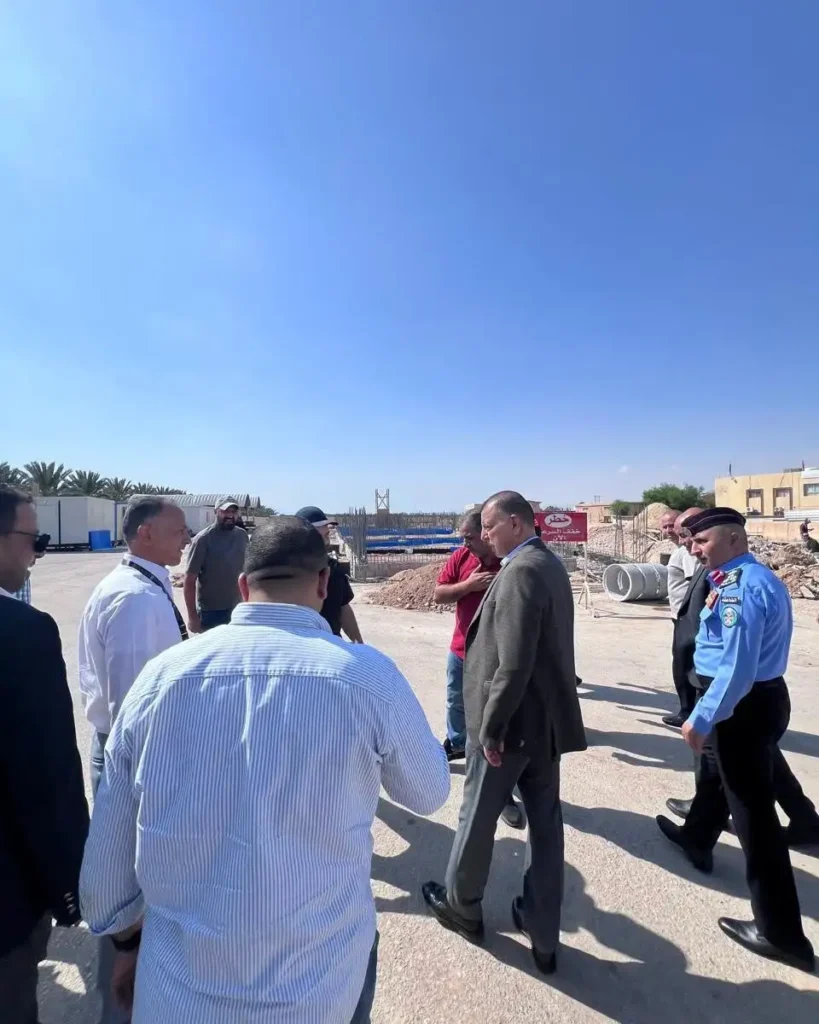 زيارة مفاجئة لوزير الداخلية إلى جسر الملك حسين.. ماذا يجري؟