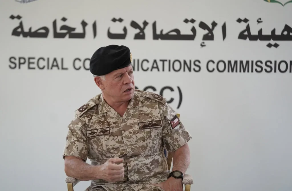 الملك يوجه بمراجعة سياسات مكافحة التطرف وتجفيف منابعه