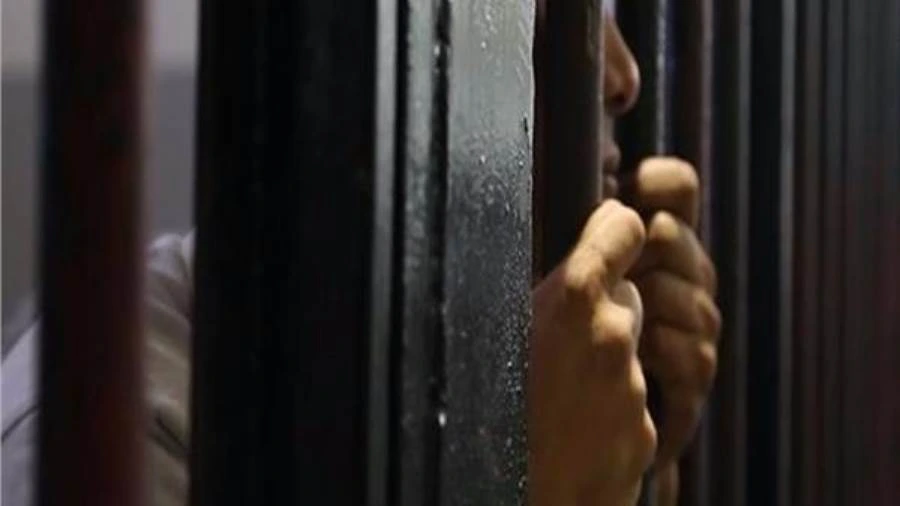 الأشغال 15 عامًا لأب ضرب نجله حتى الموت إثر اتهامه بسرقة حذاء