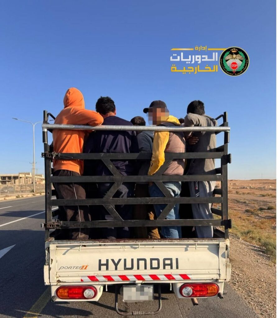 الدوريات الخارجية